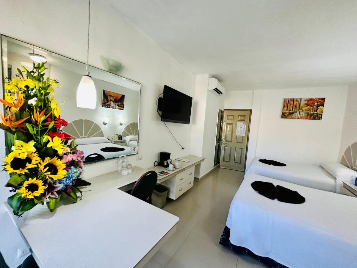 Hotel Plaza Caribe Cancun Luaran gambar